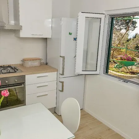 Jelena Apartment Makarska